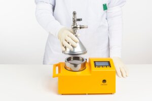 TRIO.BAS AGC – Luftkeimsammler mit Gas- & Kalibrierprüfung